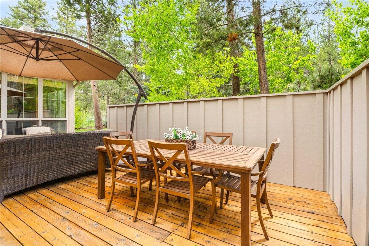 Photo of 57112 Evergreen Loop 38 of 38