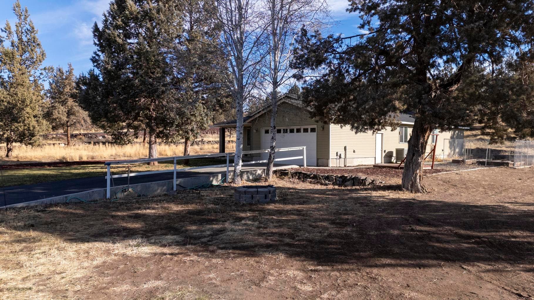 Photo of 2350 NW Rimrock Loop 41 of 45