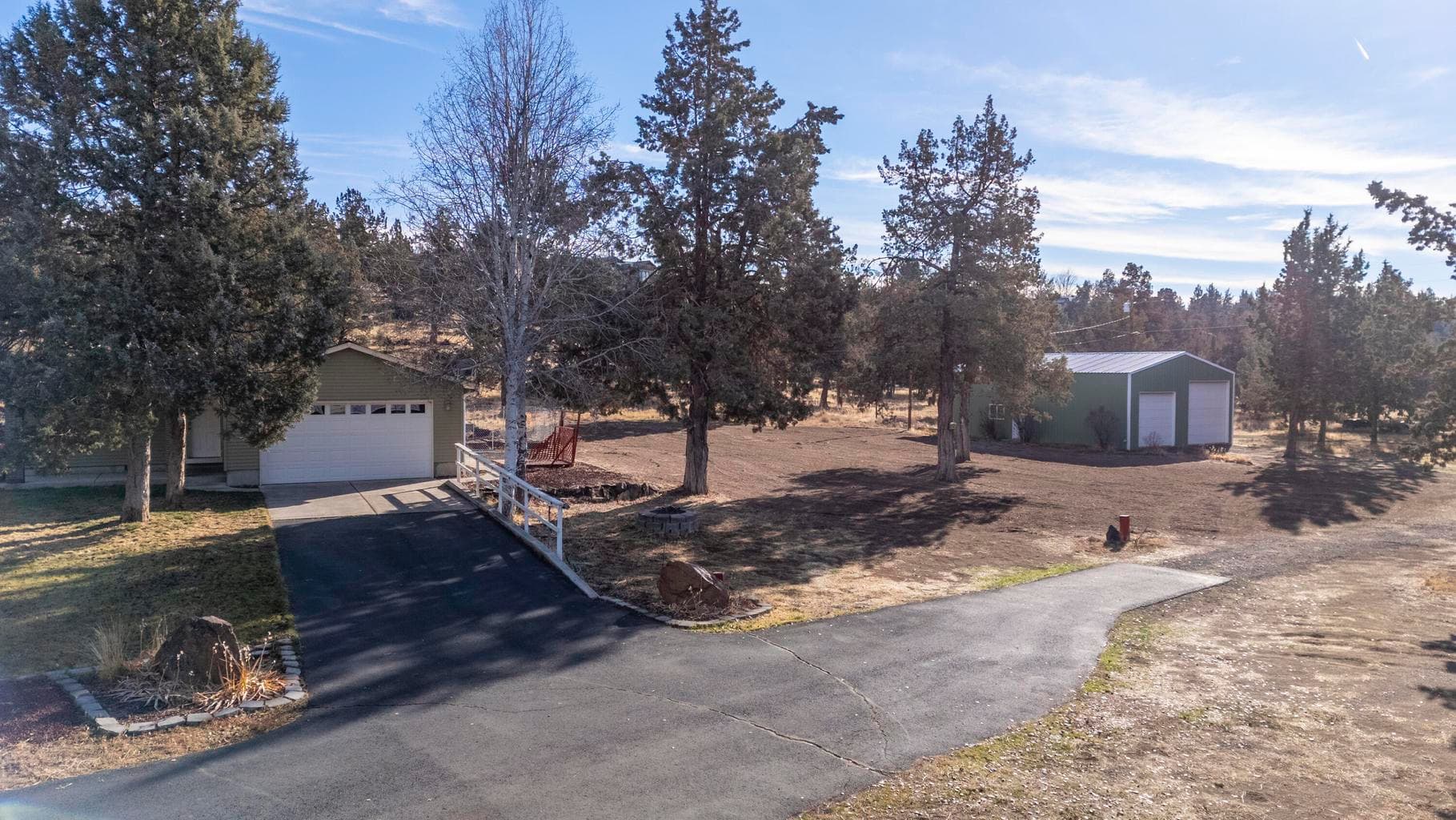 Photo of 2350 NW Rimrock Loop 43 of 45