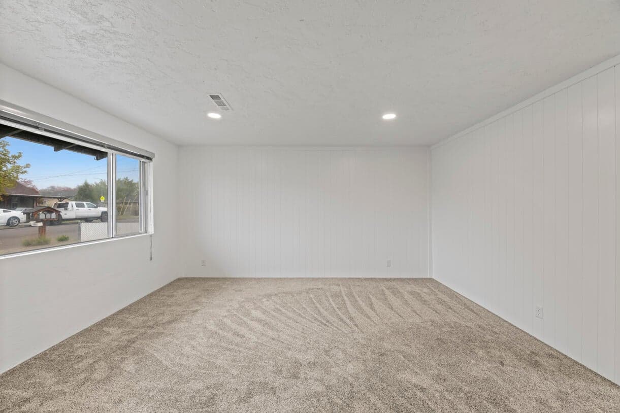 Photo of 2825 Howard 4 of 22