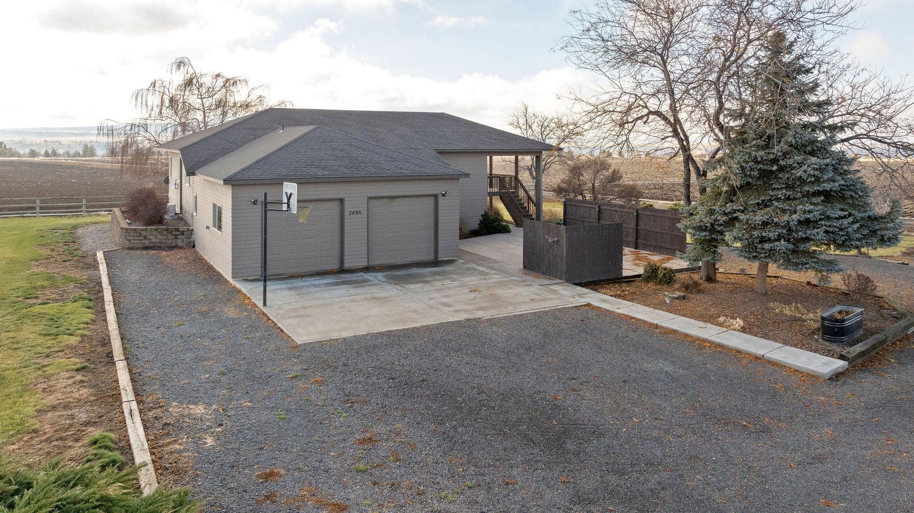 Photo of 2490 NW Deschutes Drive 34 of 49