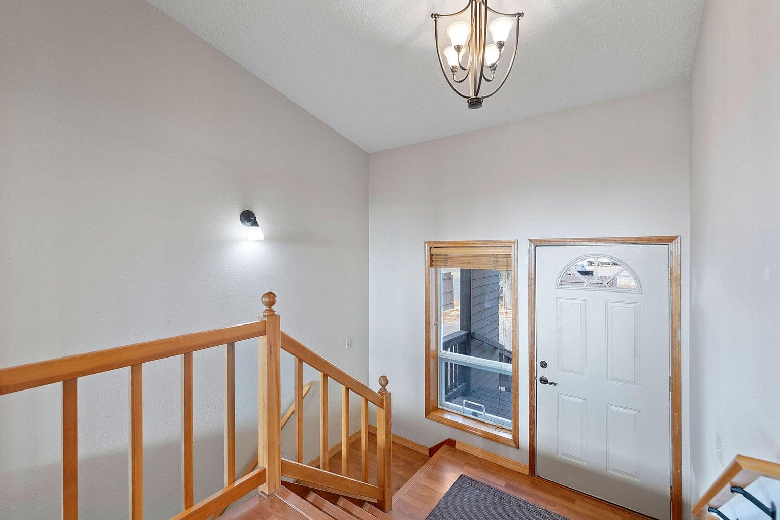 Photo of 2490 NW Deschutes Drive 22 of 92