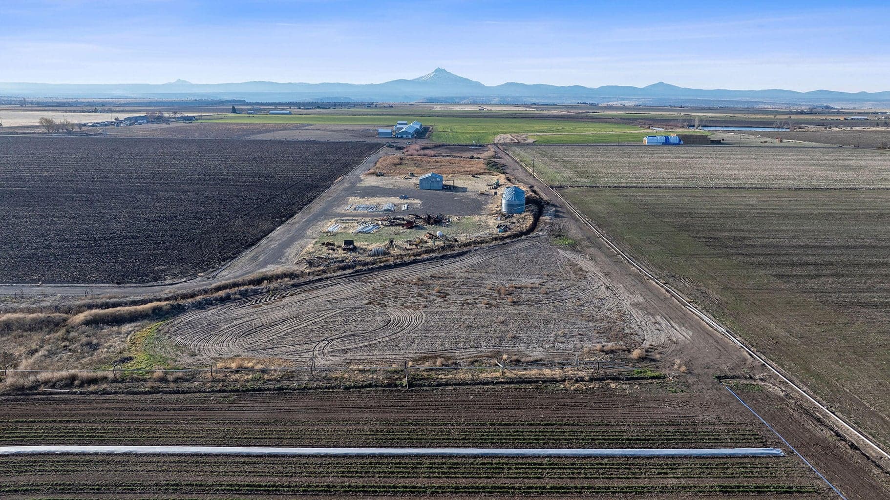 Photo of 2490 NW Deschutes Drive 53 of 92