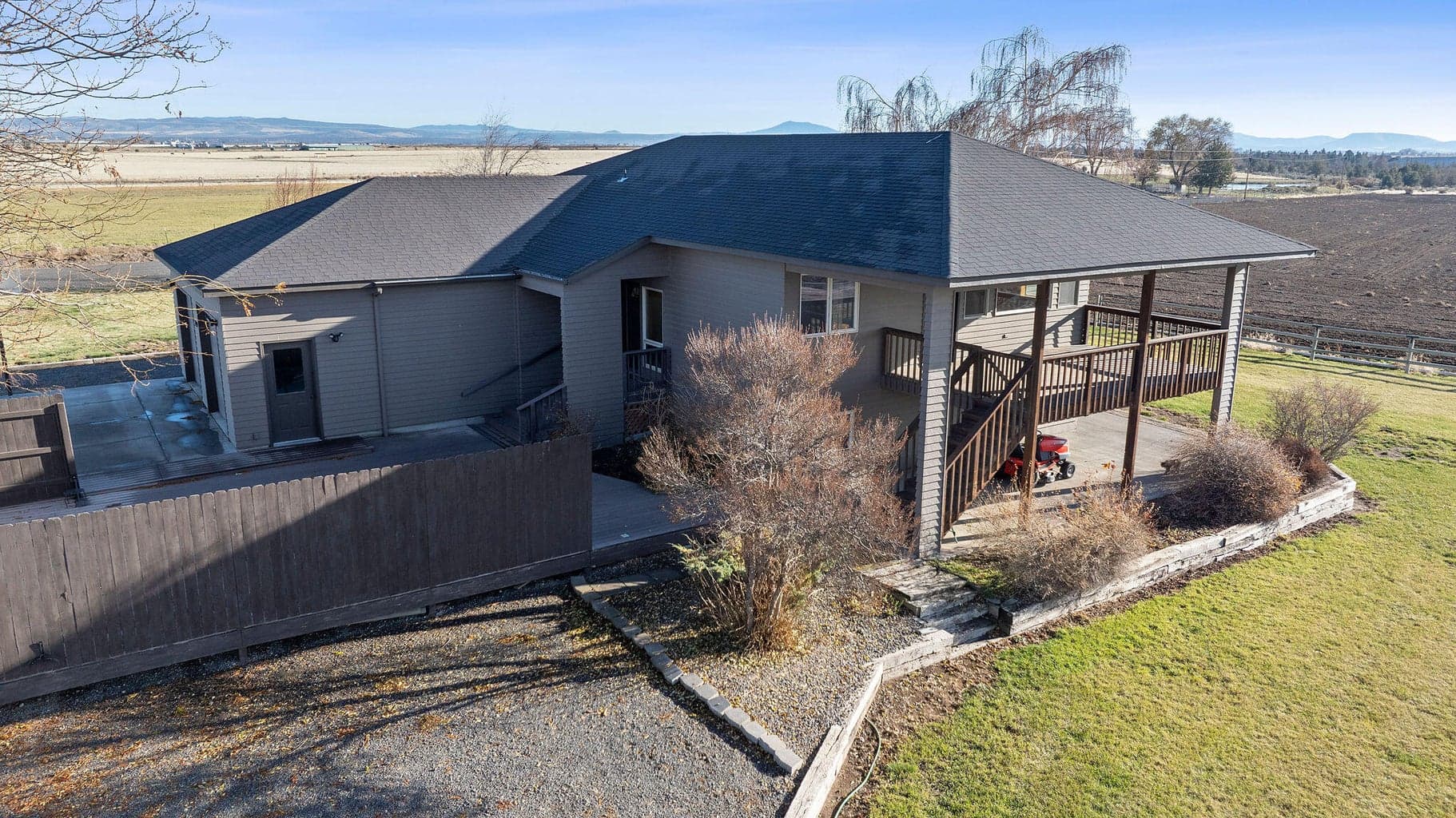 Photo of 2490 NW Deschutes Drive 43 of 92