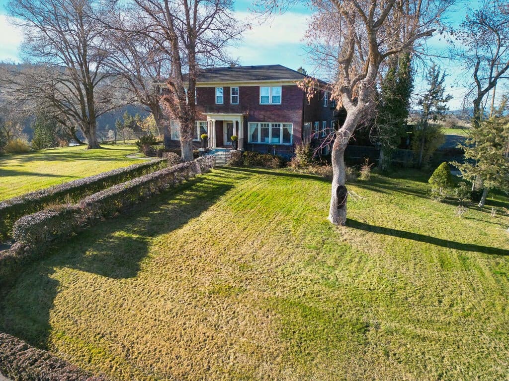Photo of 79 Washington 1 of 102