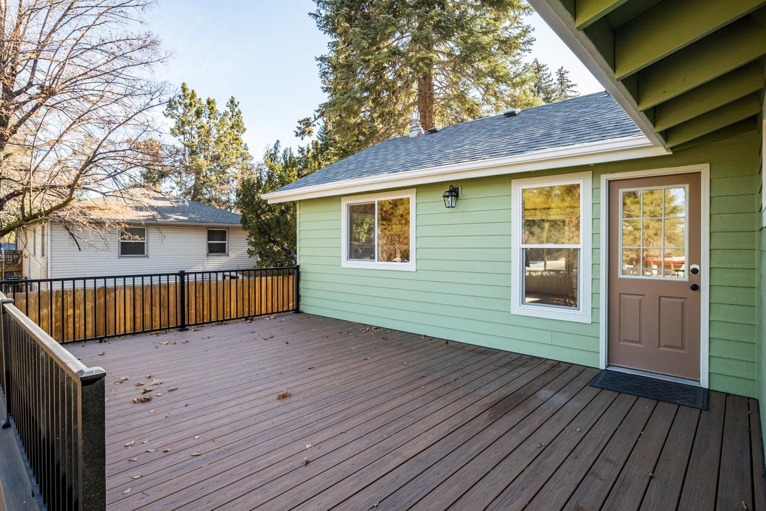 Photo of 642 NE Franklin Avenue 28 of 38