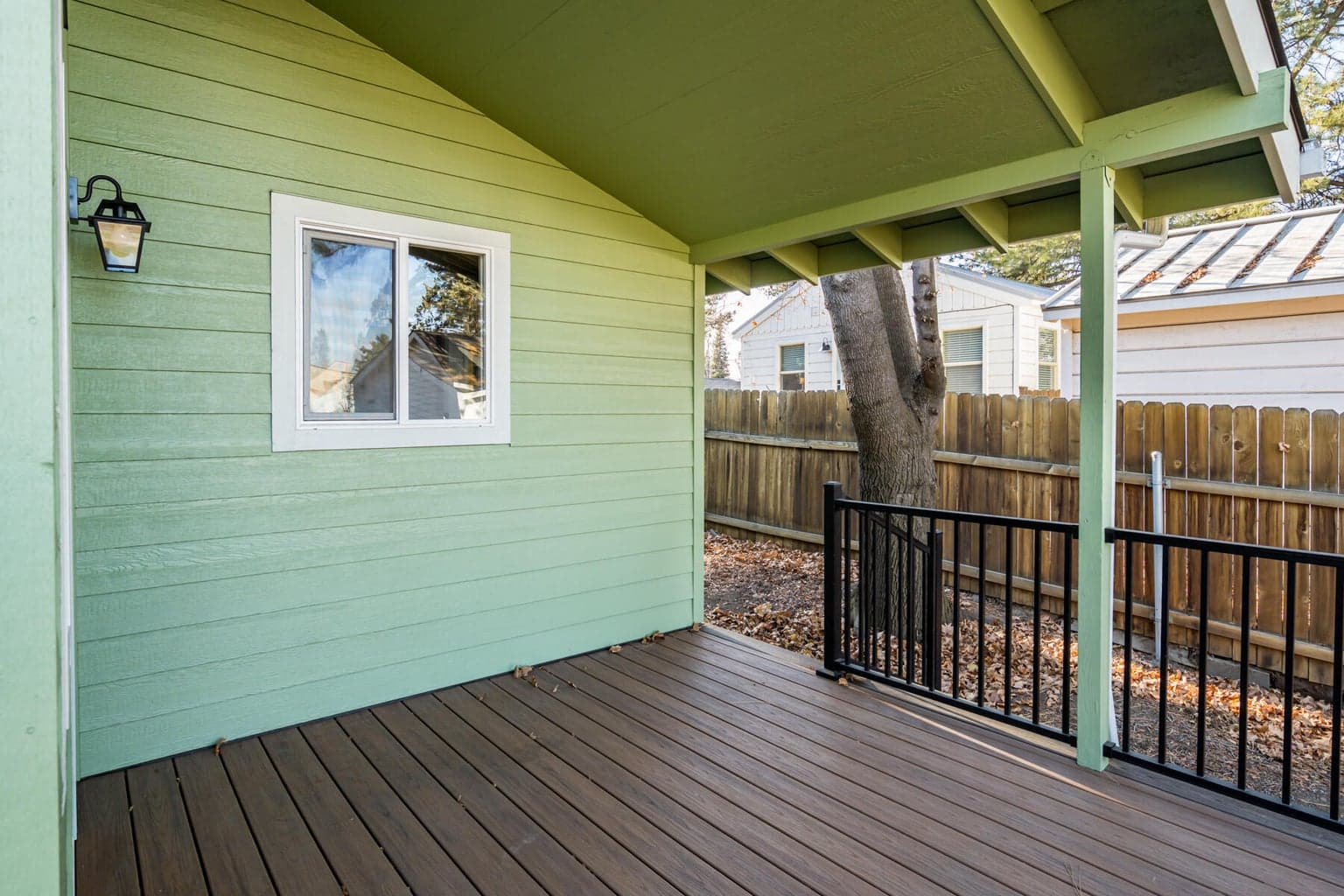 Photo of 642 NE Franklin Avenue 29 of 38