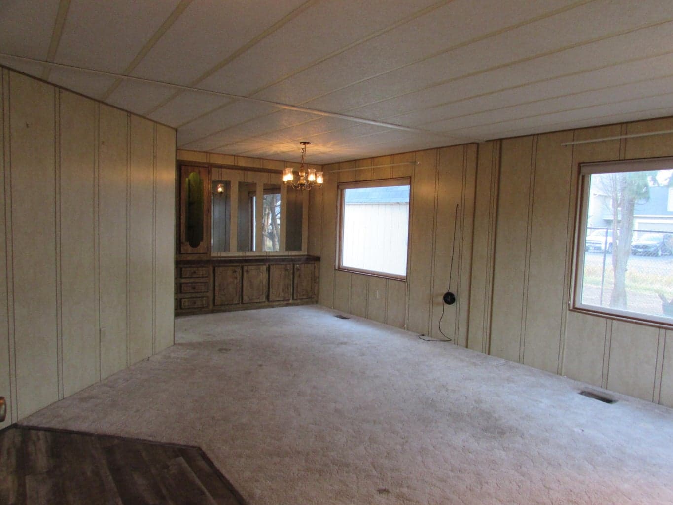Photo of 2633 SW Obsidian Avenue 9 of 20