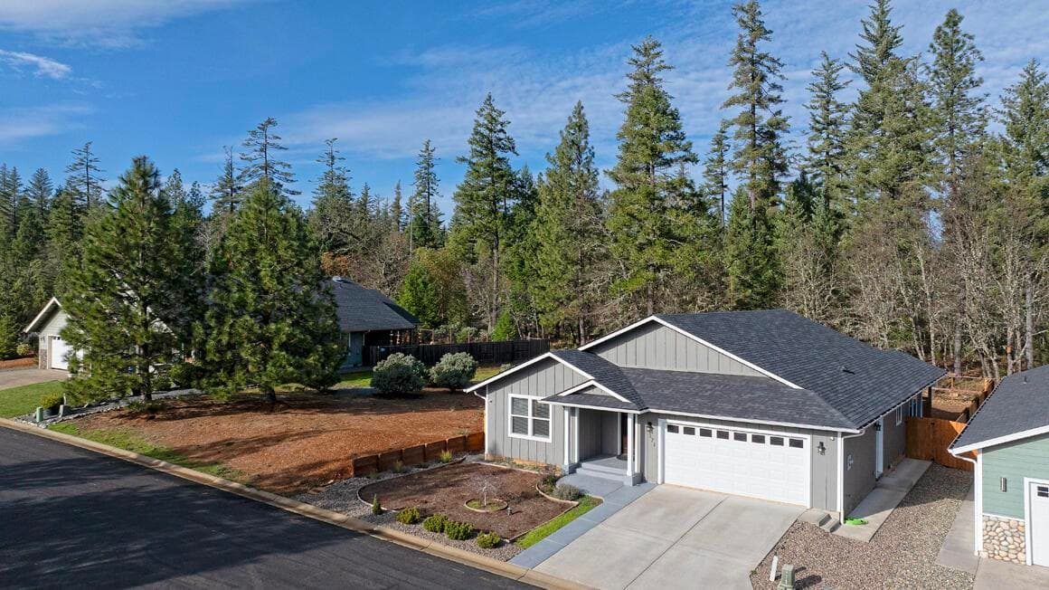 Photo of 371 Cedar Ridge 2 of 40