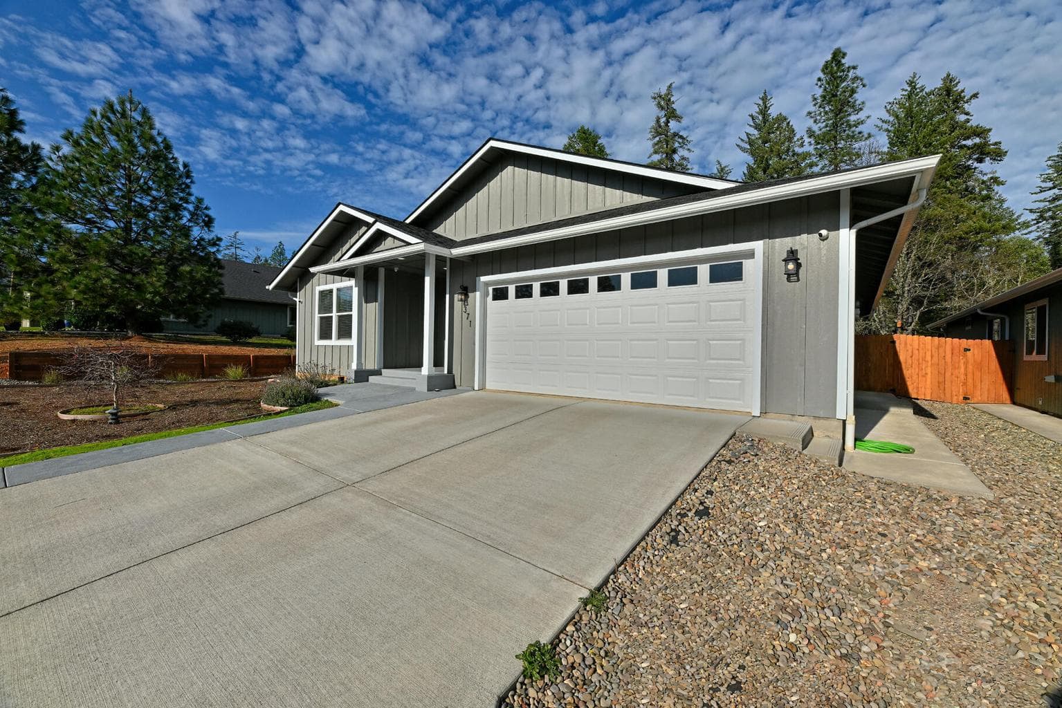 Photo of 371 Cedar Ridge 4 of 40