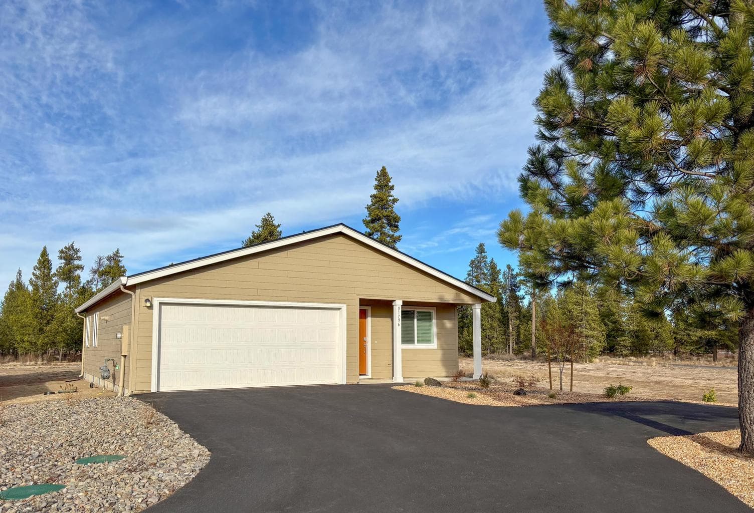 Photo of 51796 Jubilee Pine Dr 1 of 30