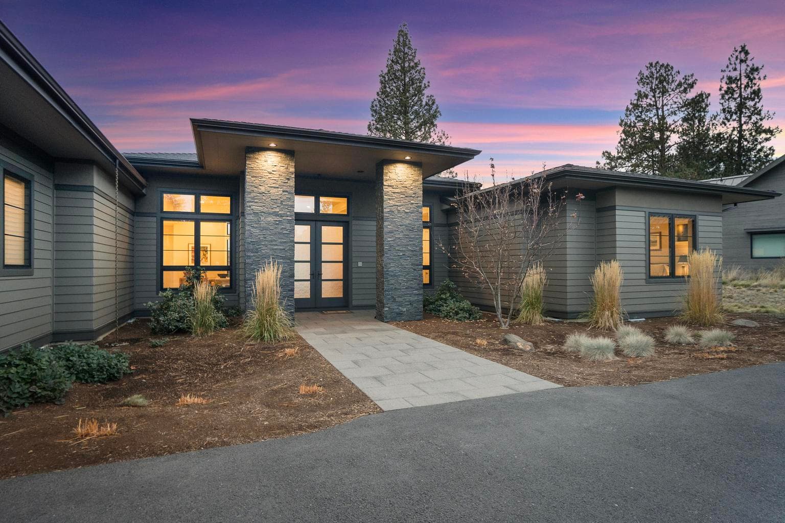 Photo of 61547 Hosmer Lake 3 of 51