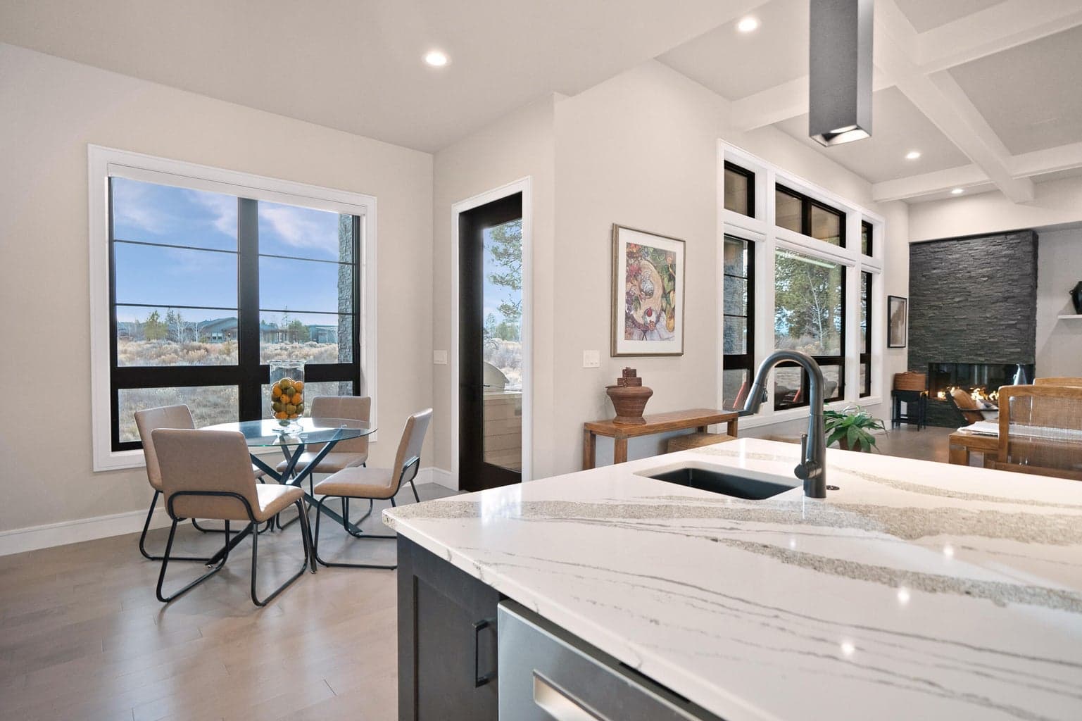 Photo of 61547 Hosmer Lake Drive 15 of 51