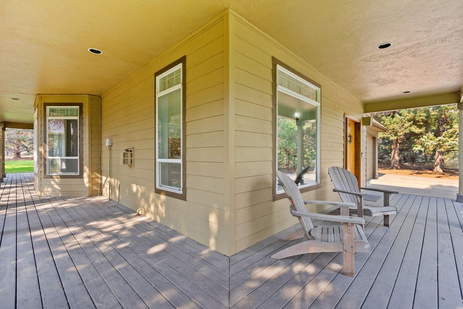Photo of 3025 NW Fairway Heights Drive 27 of 32