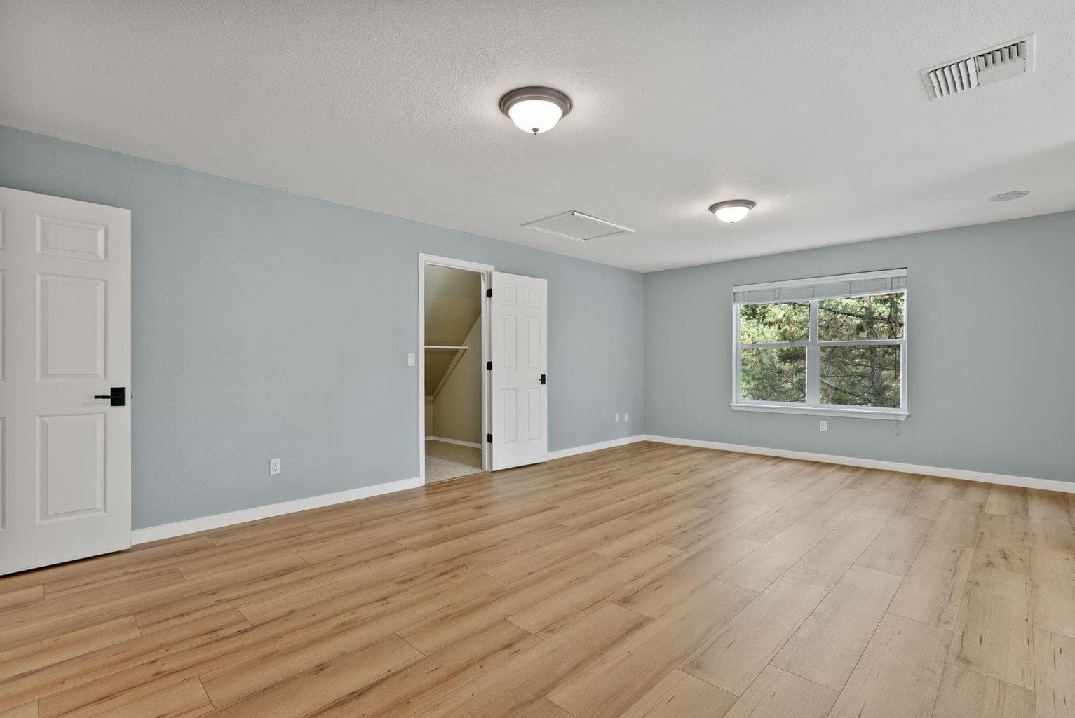 Photo of 3025 NW Fairway Heights Drive 25 of 32