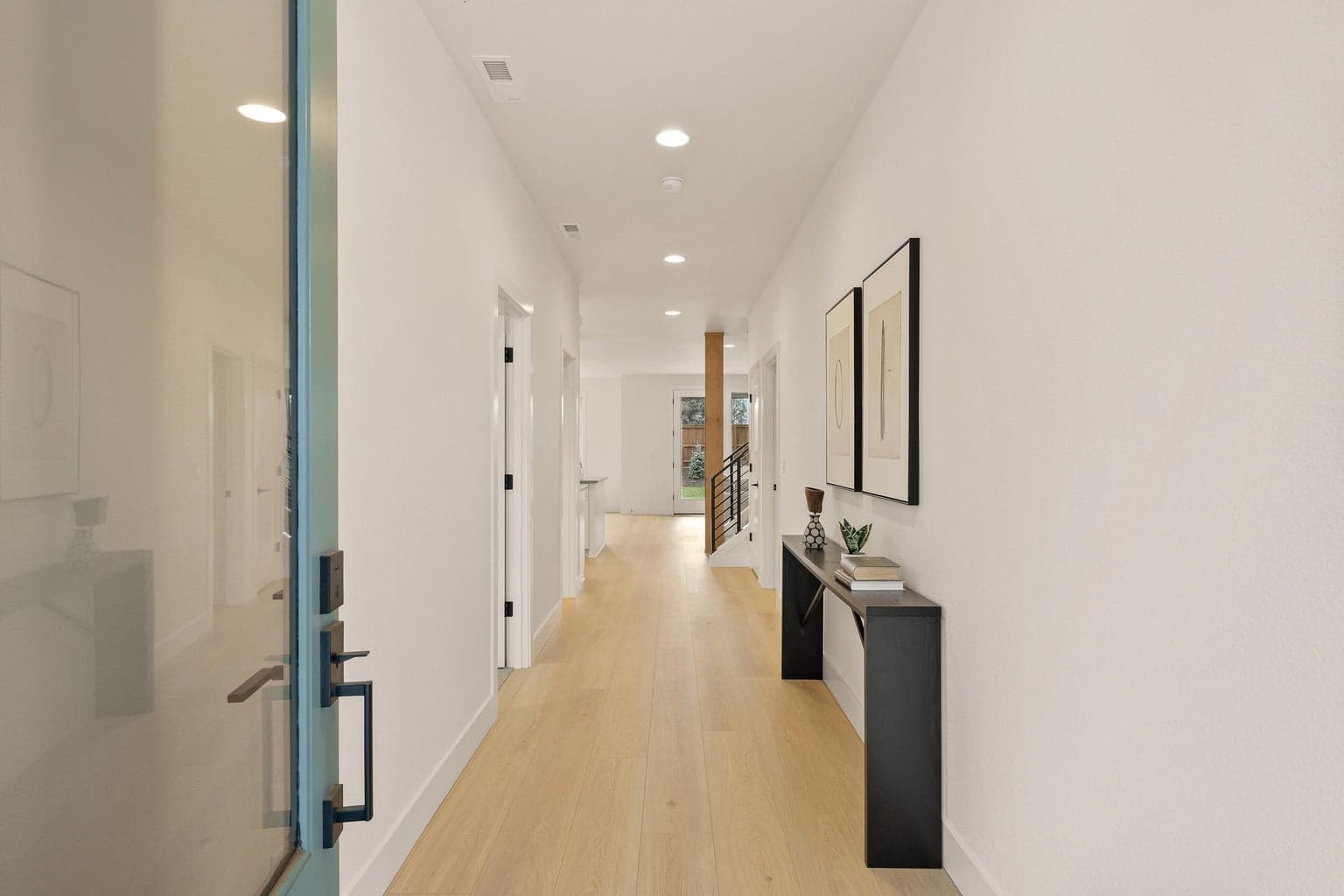 Photo of 2133 43rd 5 of 52