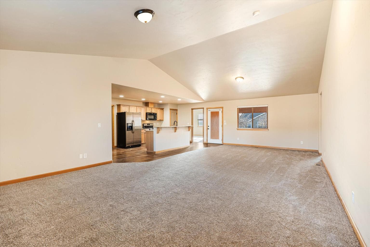 Photo of 722 Redwood 3 of 24