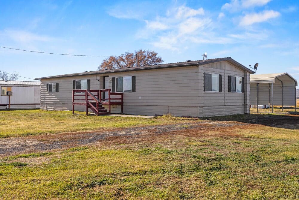 Photo of 8306 Homedale 5 of 57