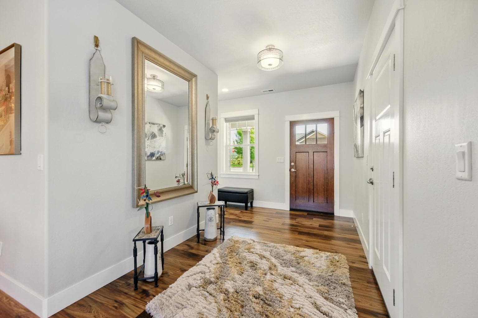 Photo of 4833 Hathaway 4 of 40
