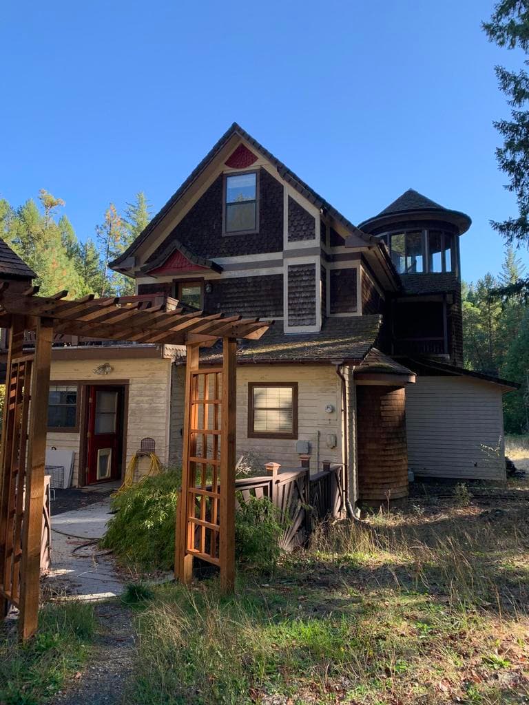1095 Kincaid, Williams, 97544