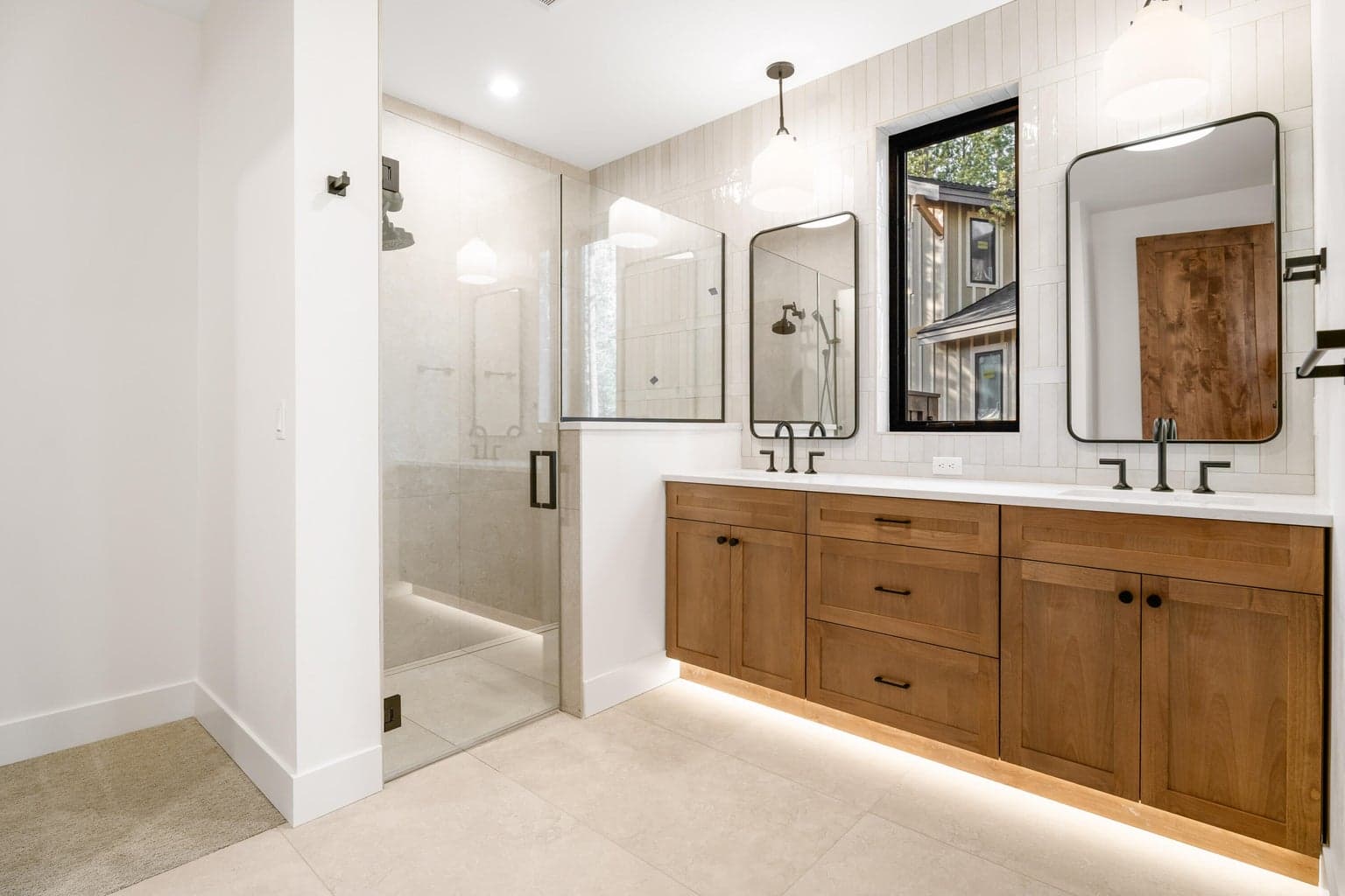 Secondary Primary Suite Bathroom