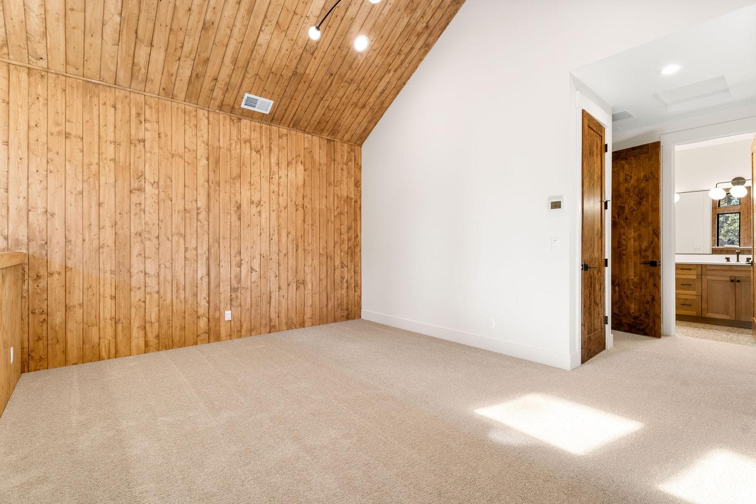 Bonus Room