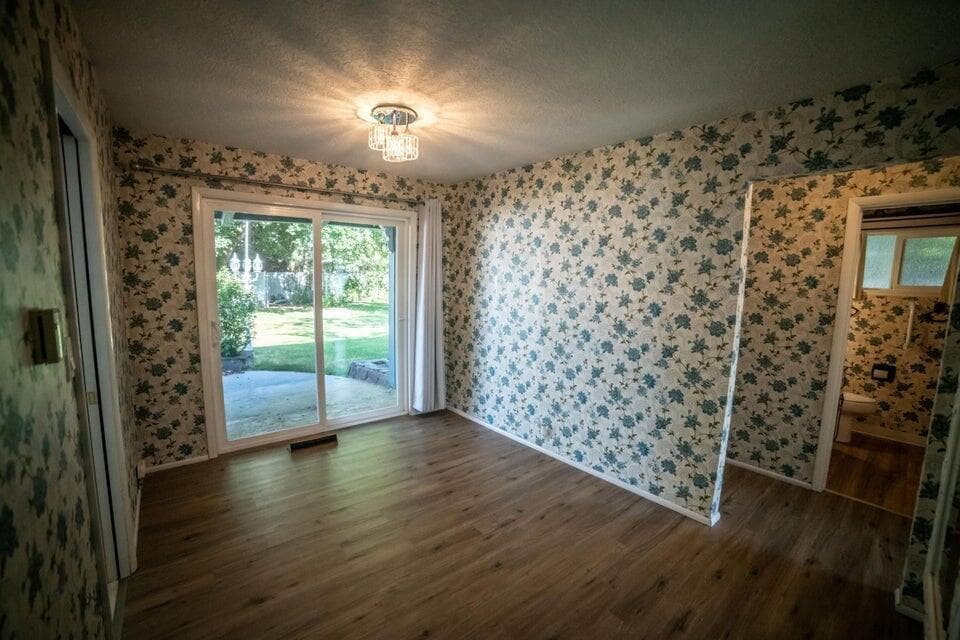 Photo of 156 Spruce 5 of 36