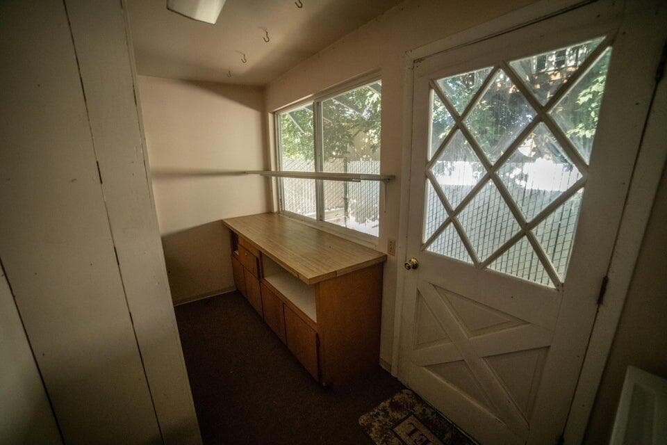 Photo of 156 NE Spruce Lane 26 of 36