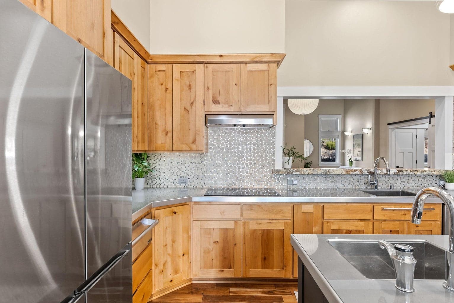 Photo of 2170 NW Lolo Drive 16 of 51