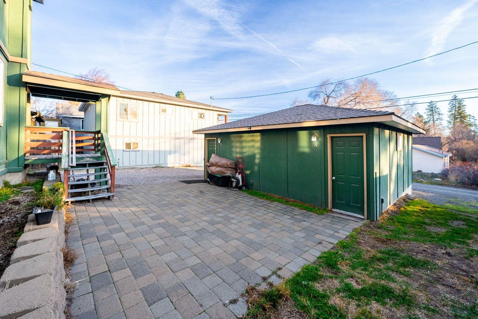 Photo of 919 NW Portland Avenue 20 of 28