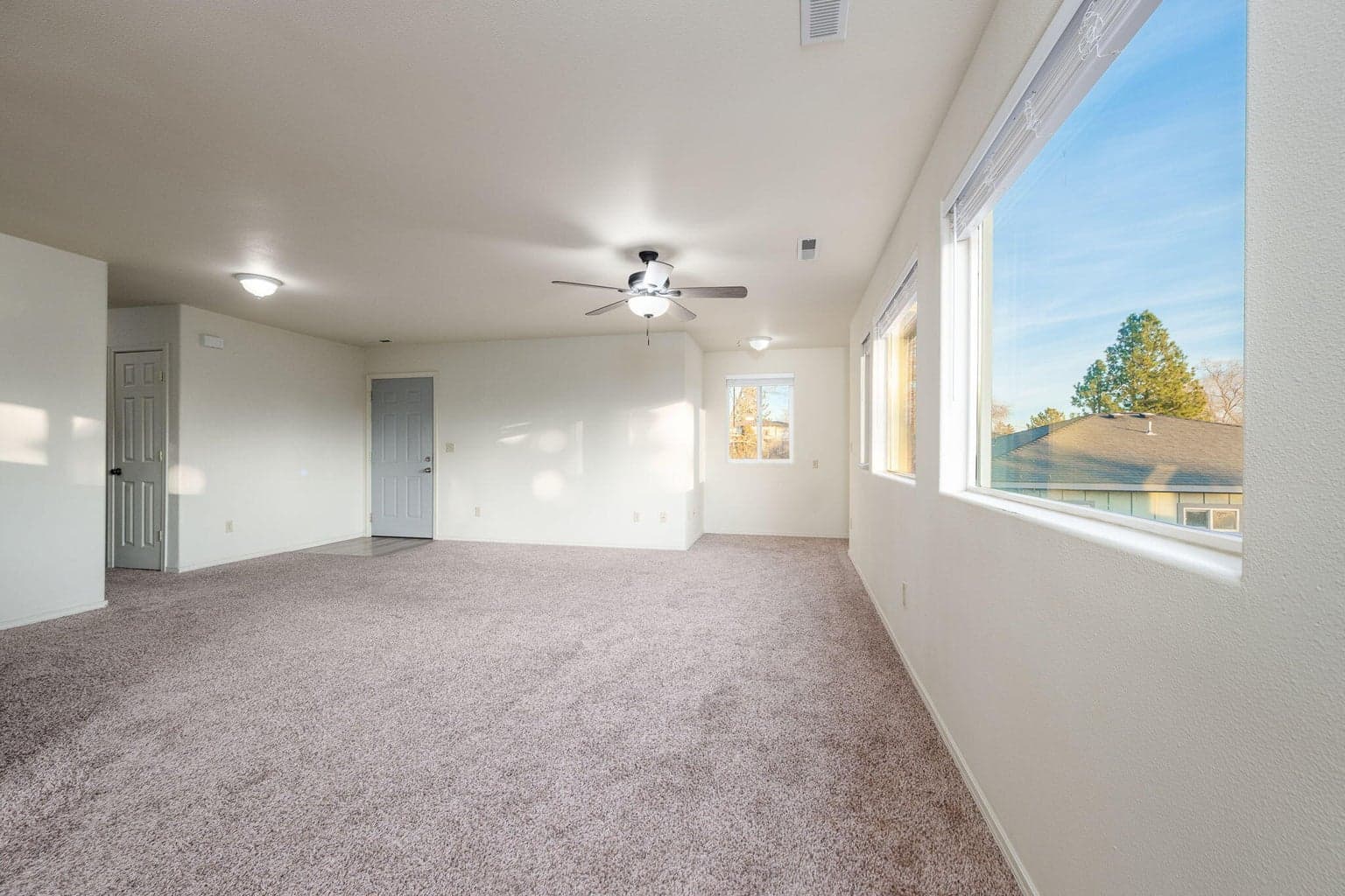 Photo of 919 Portland 4 of 28