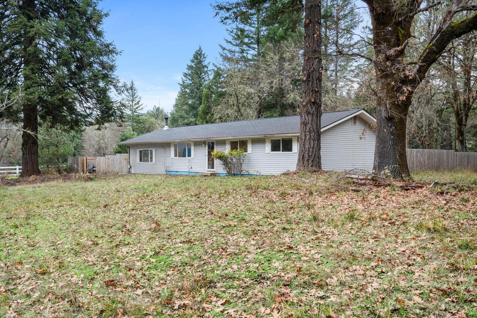 Photo of 464 Sunny Glen 3 of 61