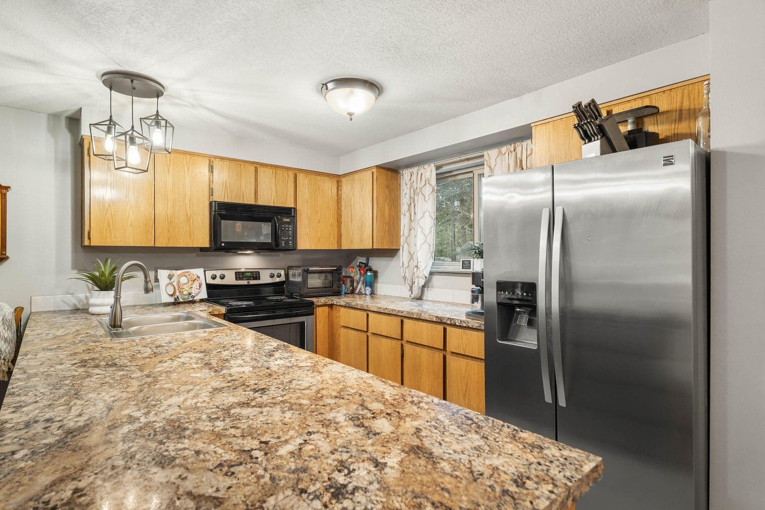 Photo of 55065 Marten Lane 17 of 51
