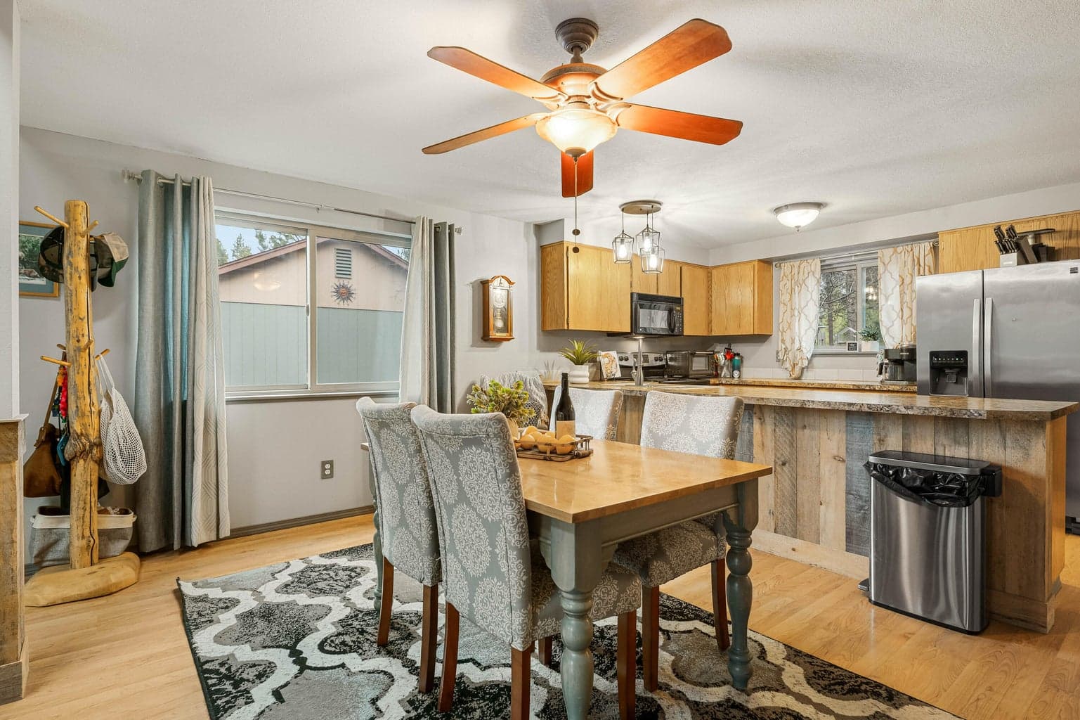 Photo of 55065 Marten Lane 19 of 51