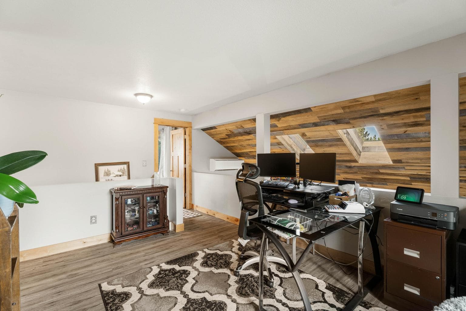 Photo of 55065 Marten Lane 35 of 51