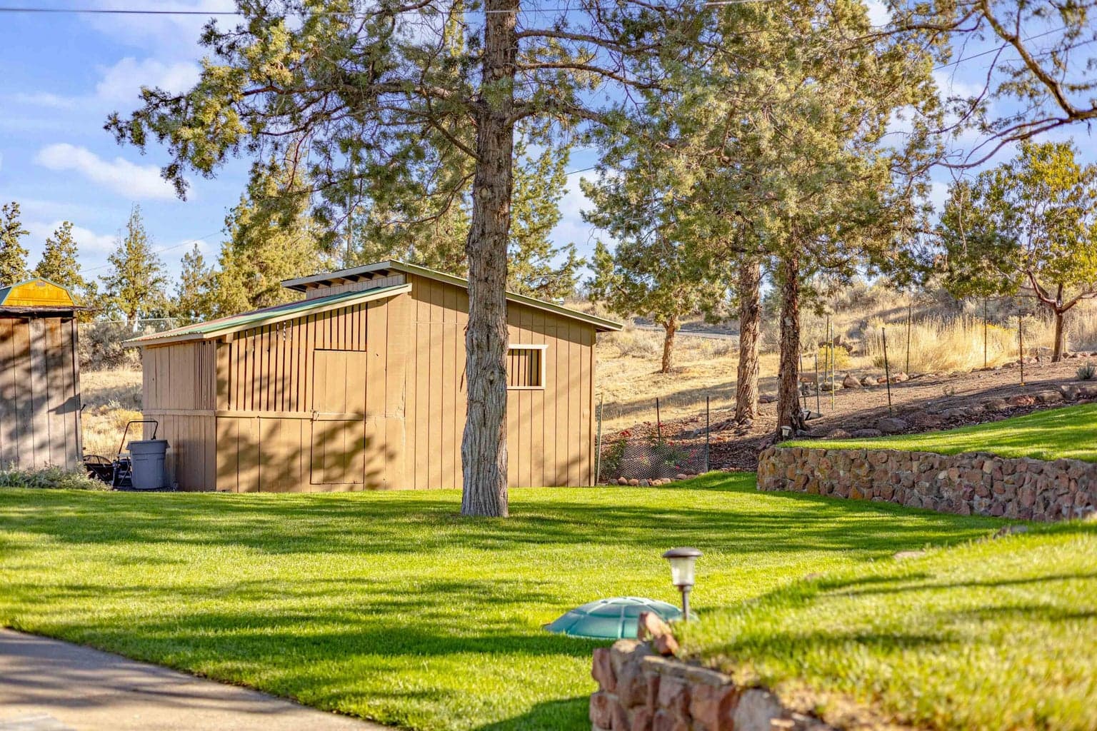 Photo of 402 Claremont 3 of 44