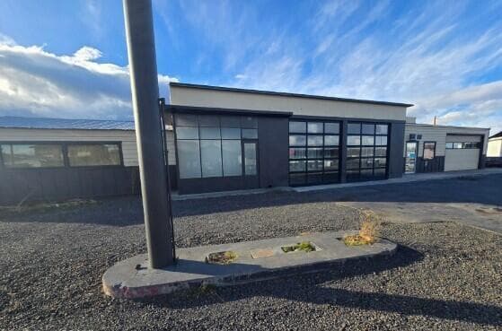 Photo of 1497 6th 2 of 5