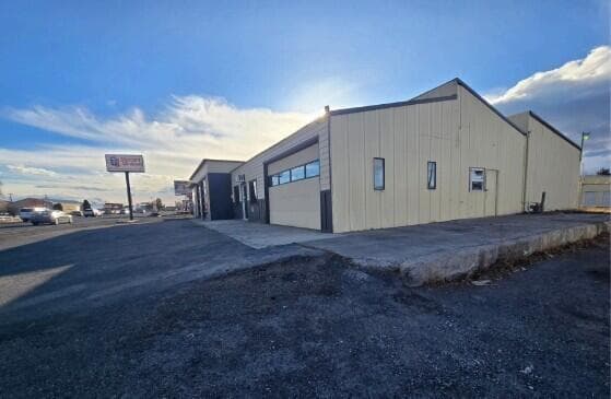 Photo of 1497 6th 3 of 5