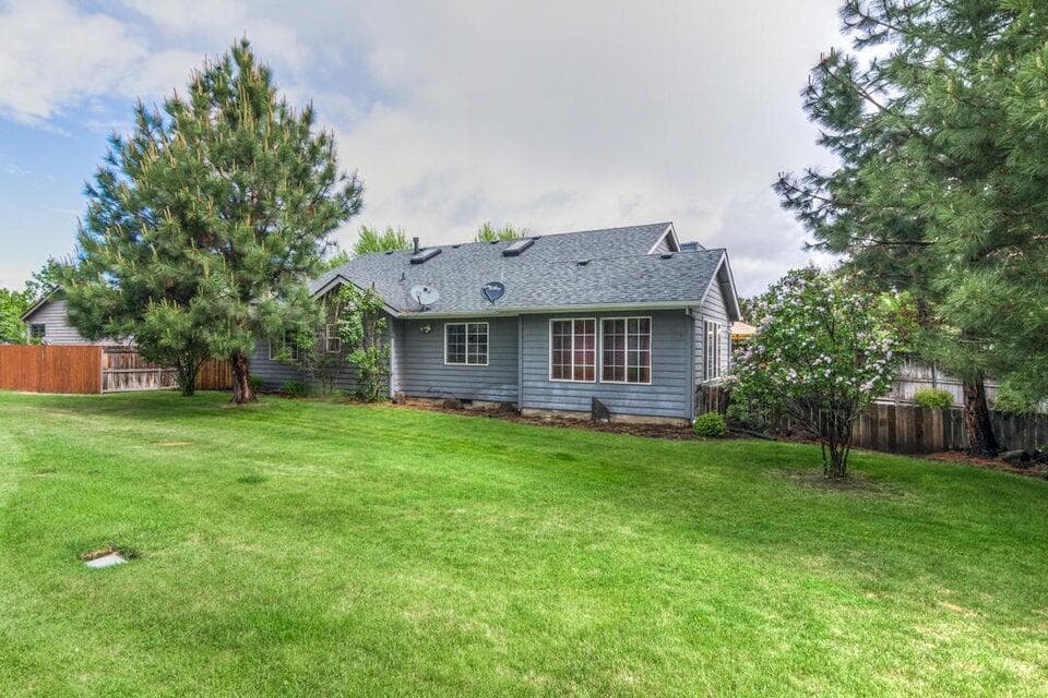 Large back lawn area cared for by the HOA