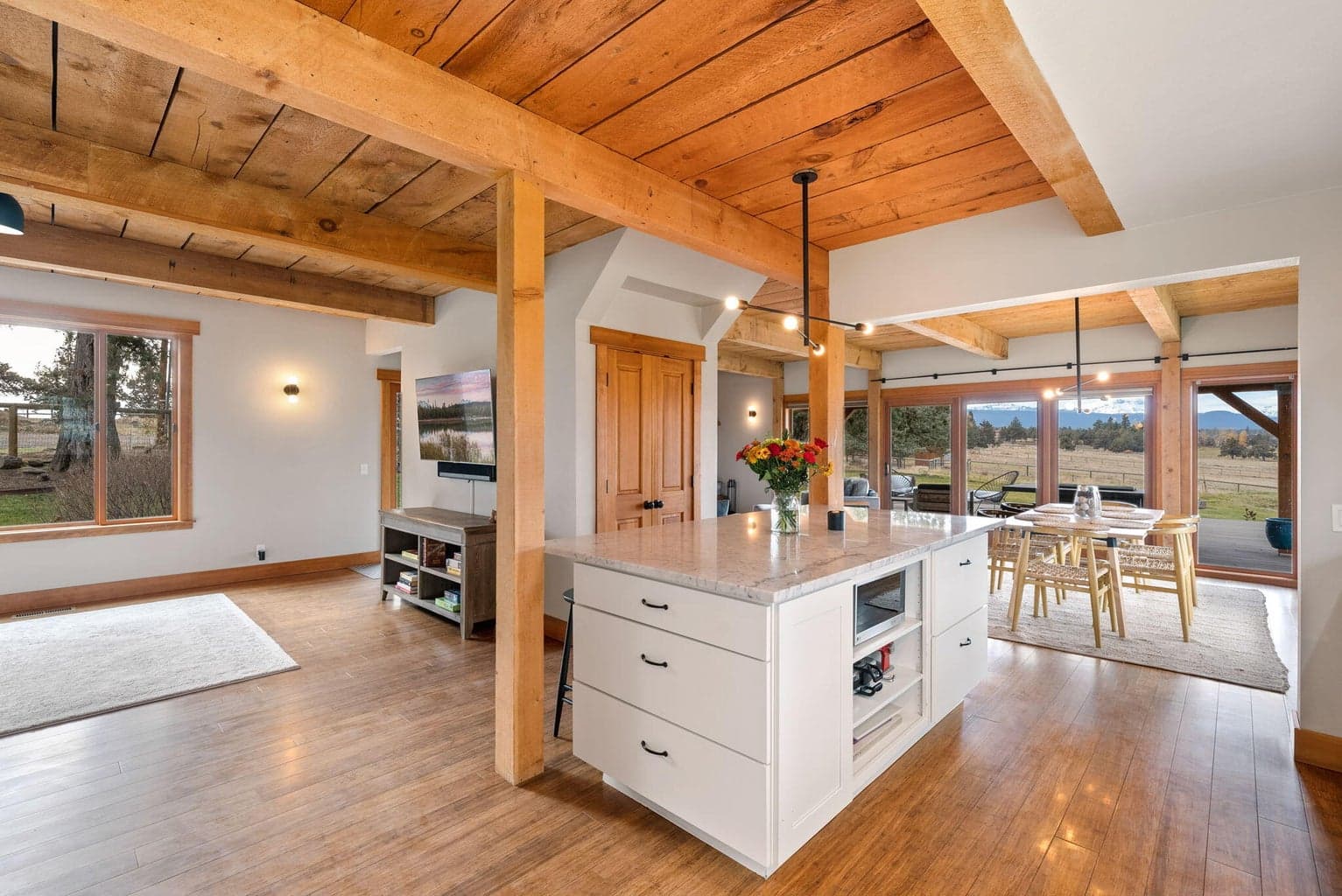 Photo of 65345 Tweed Road 17 of 86