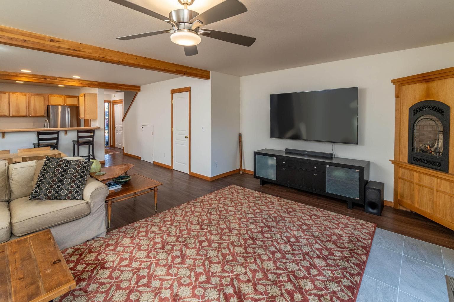 Photo of 139 SE Roosevelt Avenue 9 of 26