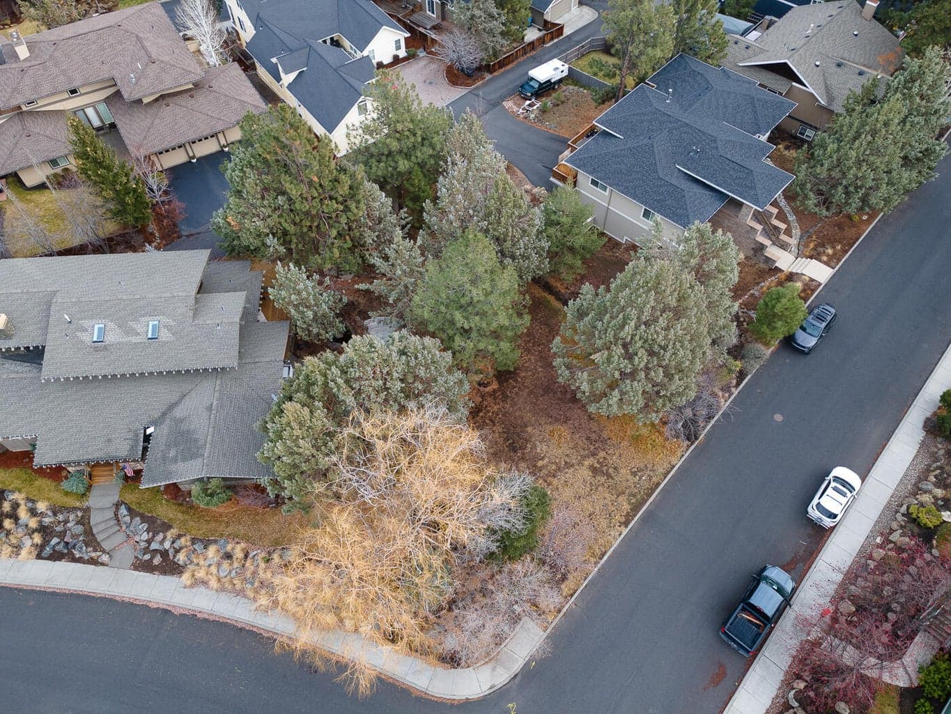 Photo of 3162 NW Craftsman Drive 6 of 8