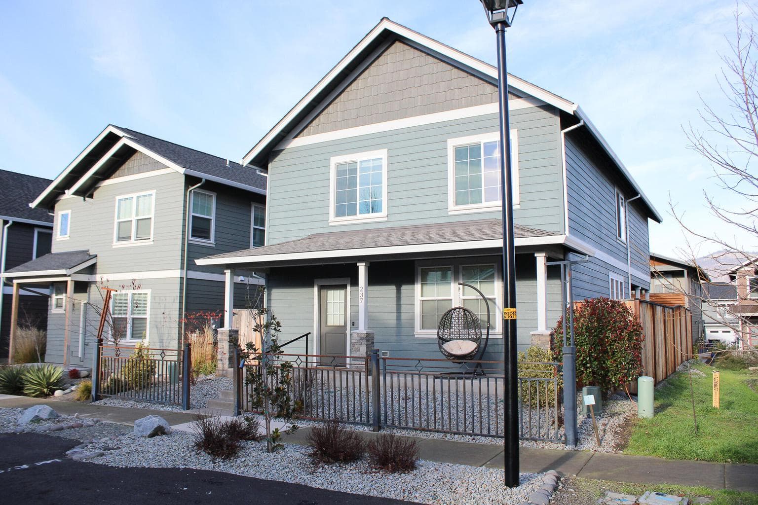 237 Willow