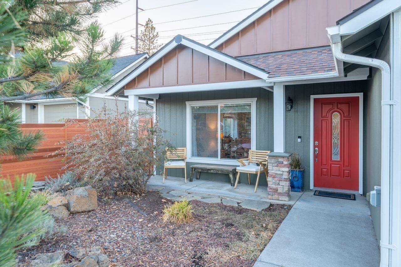 Photo of 61150 Geary 2 of 37