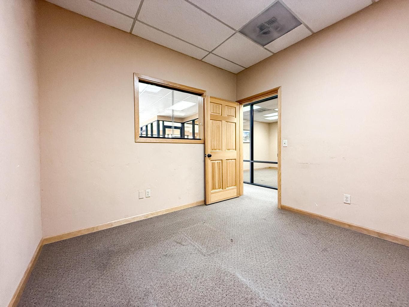 Photo of 297 NW 3rd Street 20 of 38