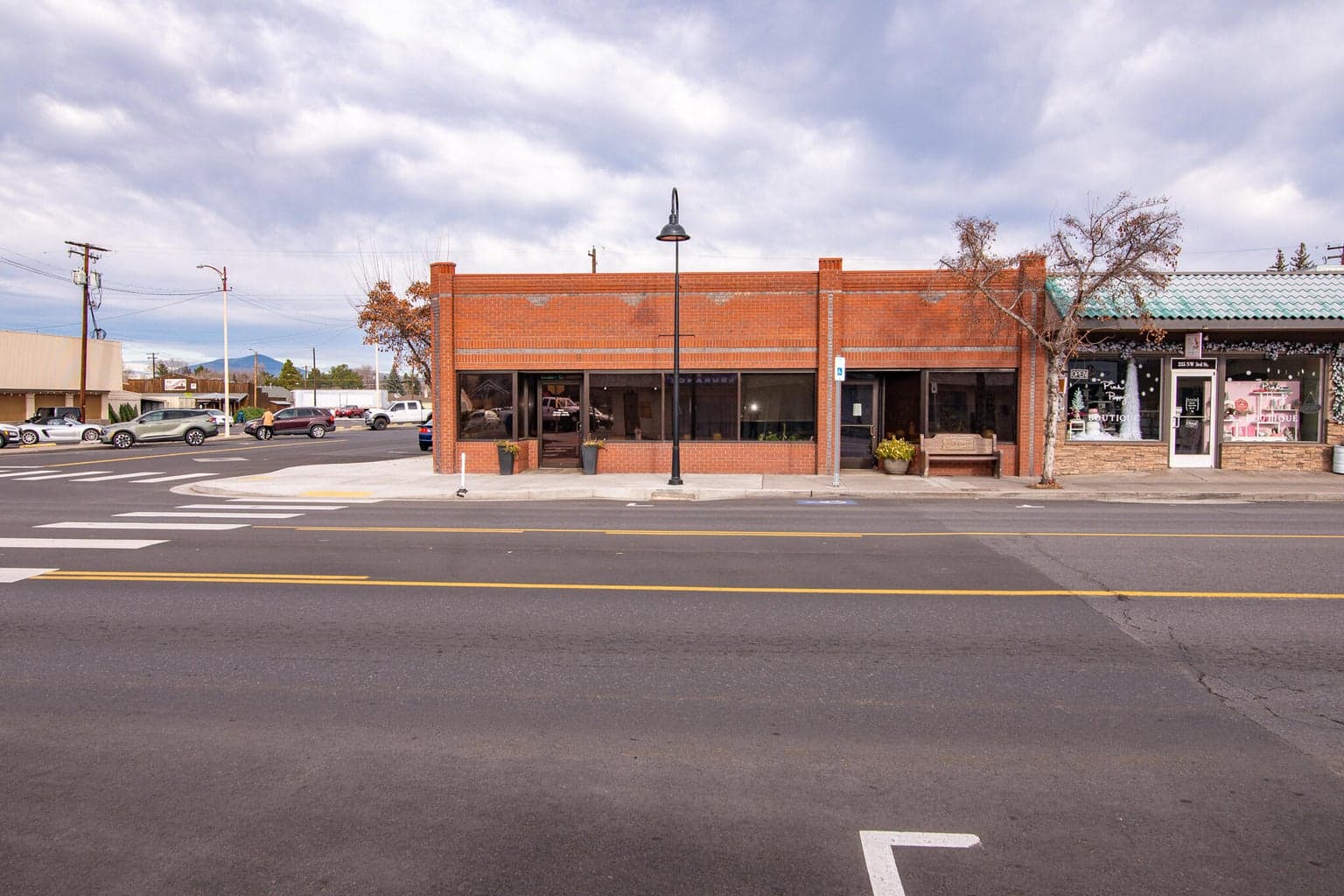 Photo of 297 NW 3rd Street 30 of 38