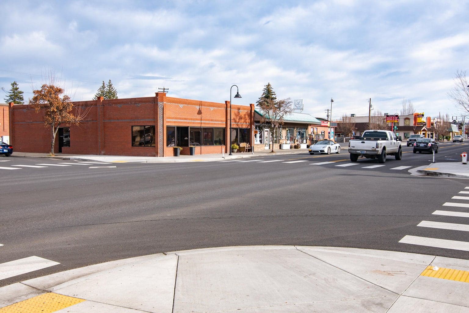 Photo of 297 NW 3rd Street 34 of 38