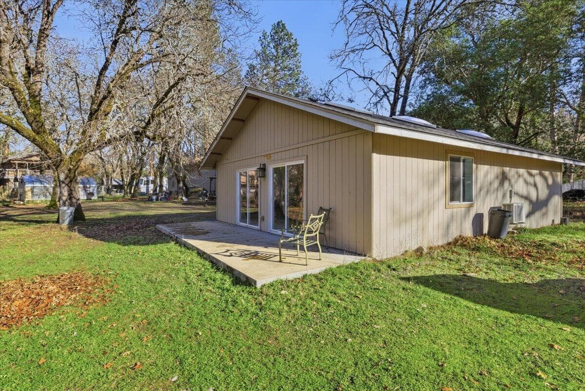 Photo of 1401 Upper River 4 of 8