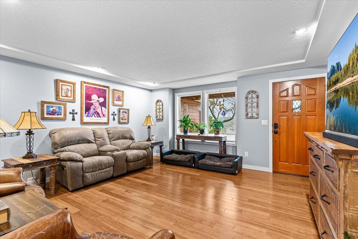 Bamboo flooring, New Interior Paint