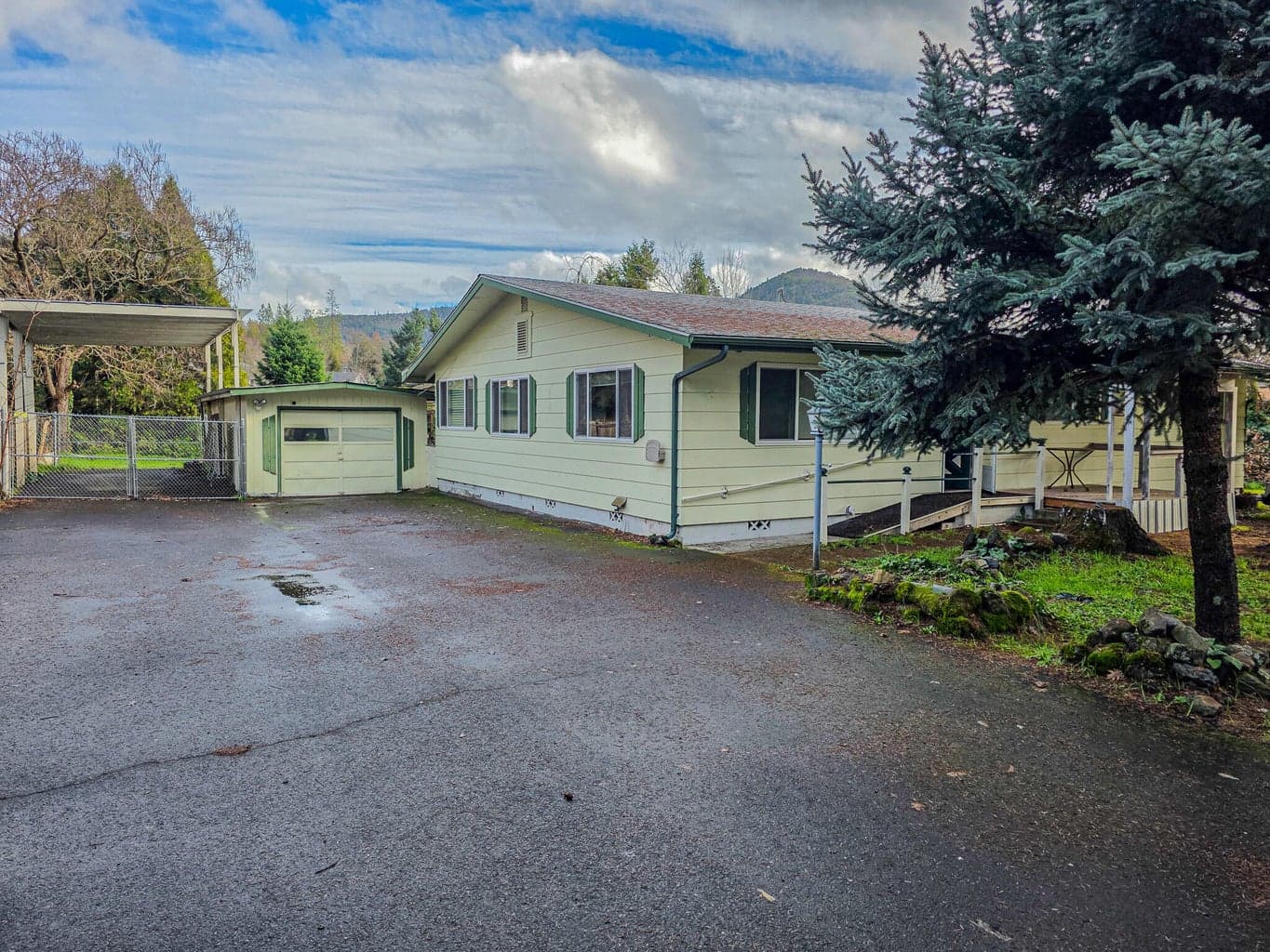Photo of 512 Pine 3 of 68
